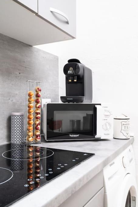 Confort Au Stade De France ! Apartment Saint-Denis  Ngoại thất bức ảnh